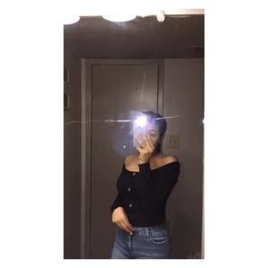 Meet your Posher, Daniela